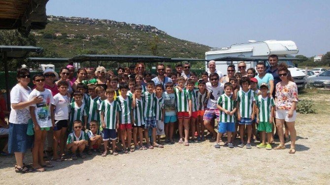 Urla’da Minikler Yaz Kampında