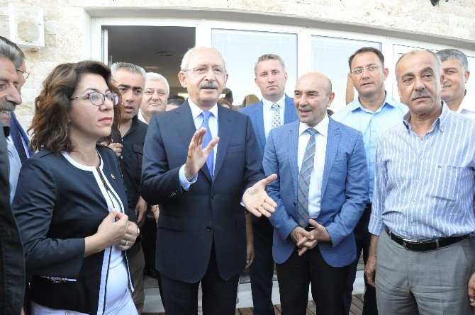 Chp Genel Başkanı Kemal Kılıçdaroğlu, Yaratıcı Yazarlar Merkezi’ni Gezdi