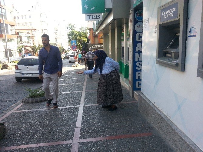 Diyanet’ten ‘Dilencilik’ Uyarısı