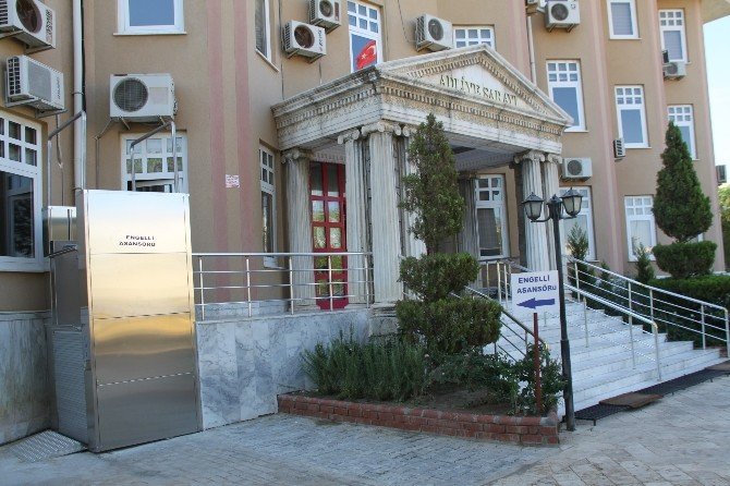 Didim Adliyesi’nde Engeller Kalktı
