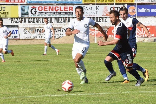 Nazilli Belediyespor- Zonguldak Kömürspor (0-3)