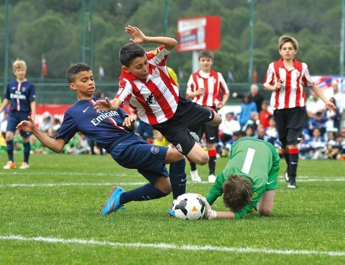 İzmir Cup U12 İçin Dev Eleme Turnuvası