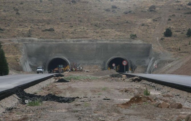 Karahisar Tüneli İnşaatında Sona Gelindi
