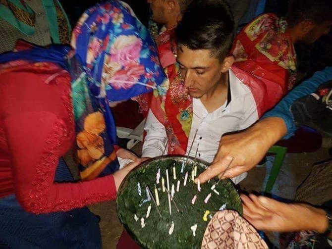 Kızılay Şaphane Şubesinden Asker Ailelerine Gıda Yardımı