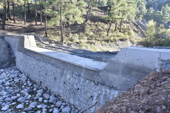 Kemer Barajı Yan Derelerinde Çalışmalar Tamamlandı