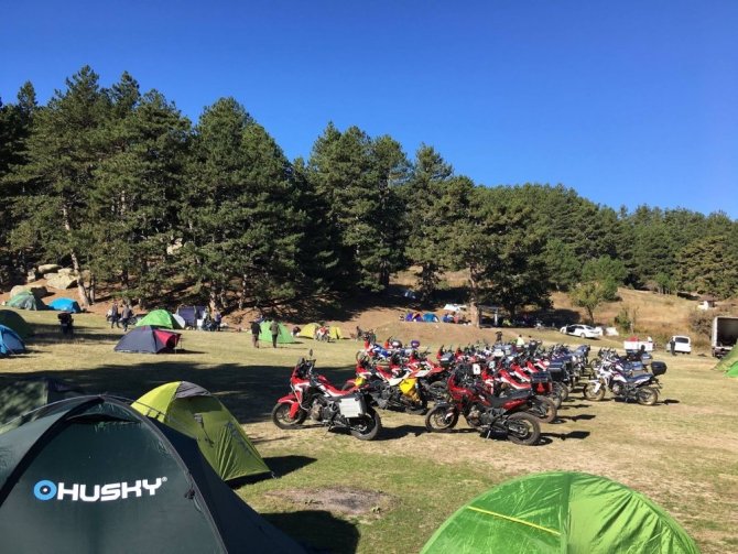 Motorsiklet Tutkunları Gölcük Yörük Yaylası’nda Buluştu