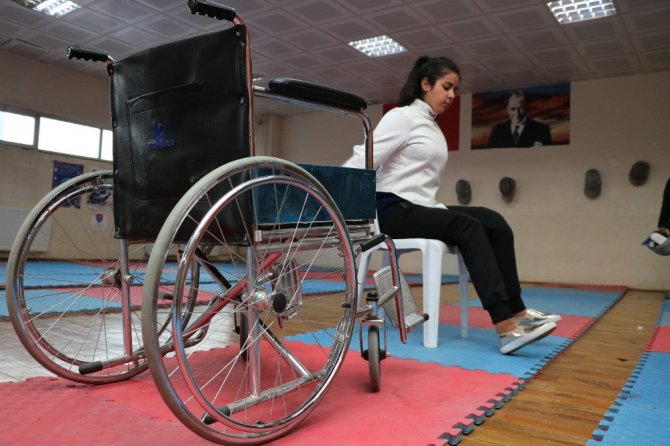 Iraklı Engelli Milli Sporcu, Ay-yıldızlı Forma İçin Ter Akıtmak İstiyor
