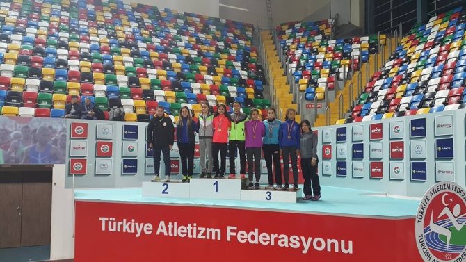 Simavlı Atlet Türkiye Üçüncüsü