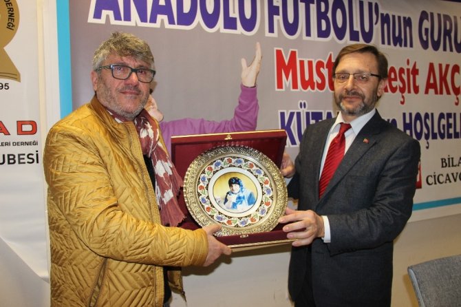 Teknik Direktör Mustafa Reşit Akçay, Kütahya’da Spor Camiasıyla Bir Araya Geldi