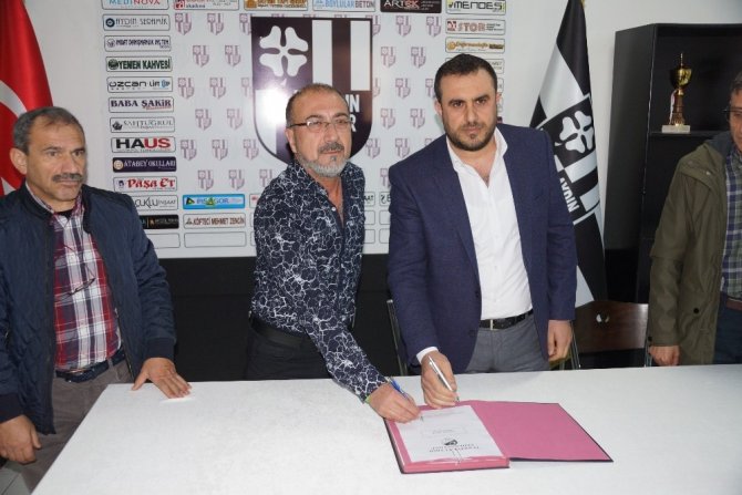 Aydınspor 1923 Göksel Özdemir İle Anlaştı