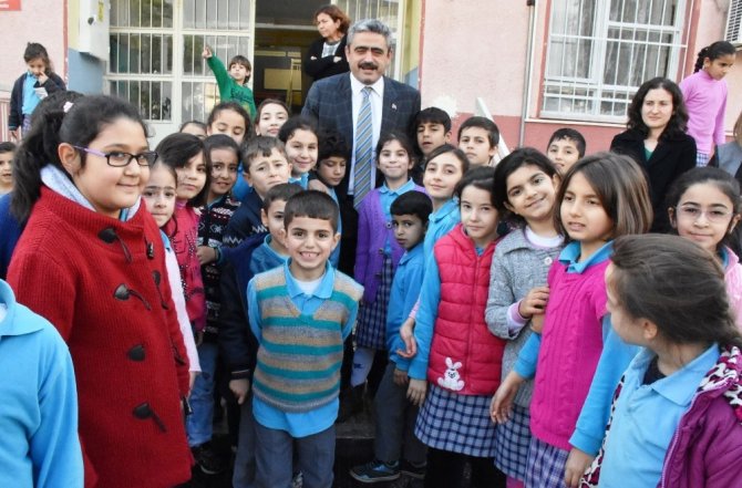 Başkan Alıcık Öğrencilerin Kalbinde Taht Kurdu