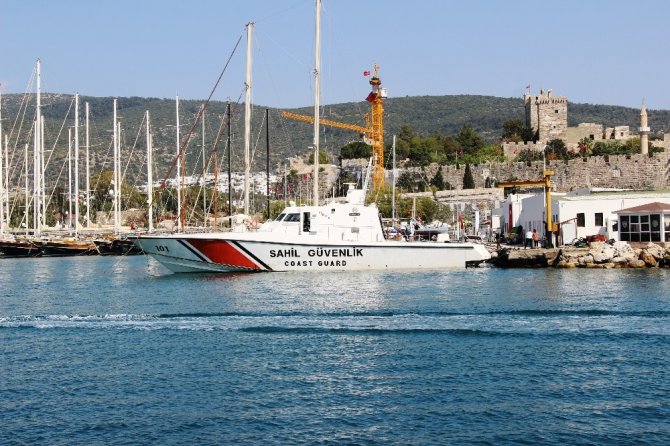 Yunanistan’a Kaçmak İsteyen Fetö’cü Eski Hakimlerin De Bulunduğu Tekne Kayalıklara Çarptı