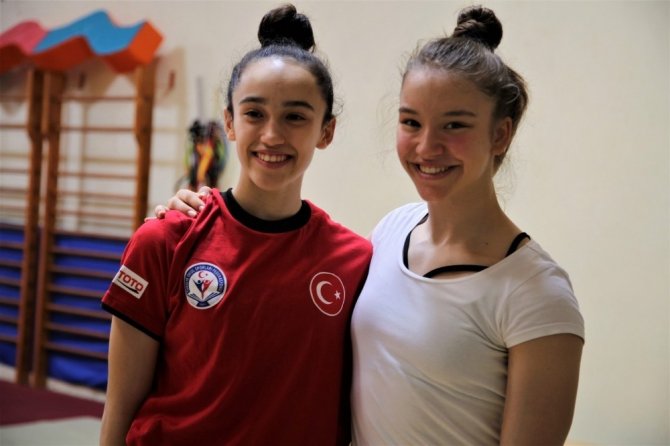 Büyükşehir’in Altın Kızları Dünya Şampiyonasında Boy Gösterecek