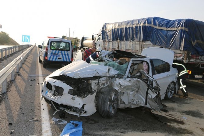 Kula’da Trafik Kazası: 1 Ölü, 3 Yaralı