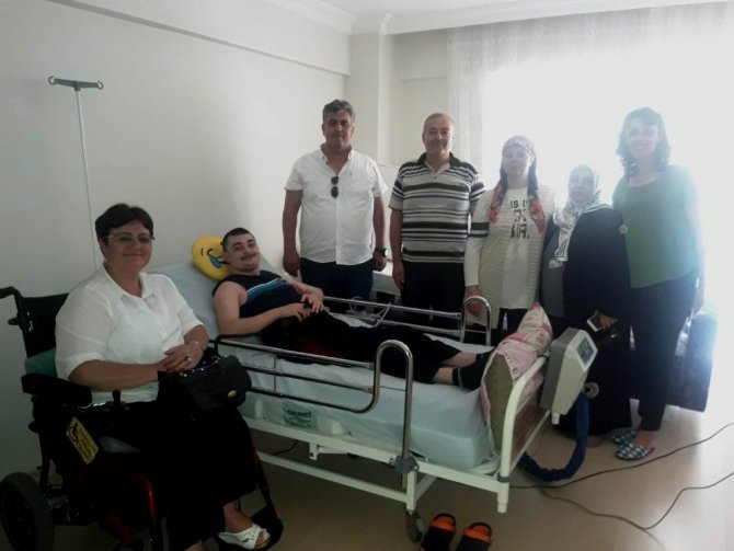 Engelli Vatandaşın Yaşamı Yunusemre Belediyesi’yle Kolaylaşacak