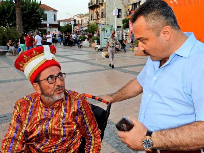 Engelsiz Mehteranlardan Çeşme Emniyet Müdürü Alev’e Vefa