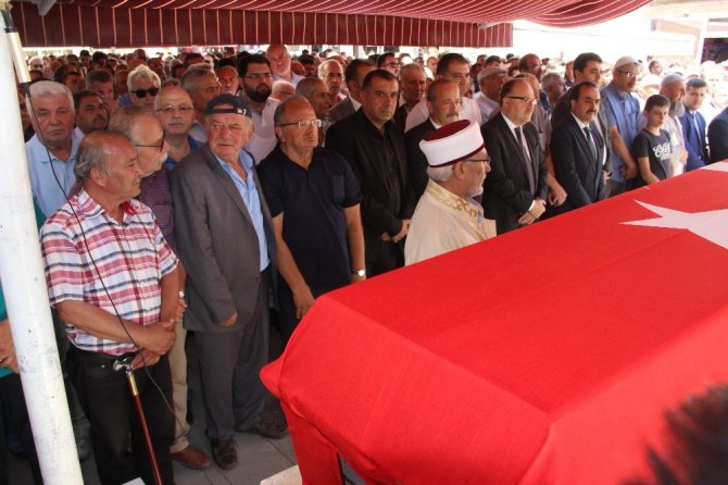 Eski Sağlık Bakanı Halil İbrahim Özsoy Son Yolculuğuna Uğurlandı