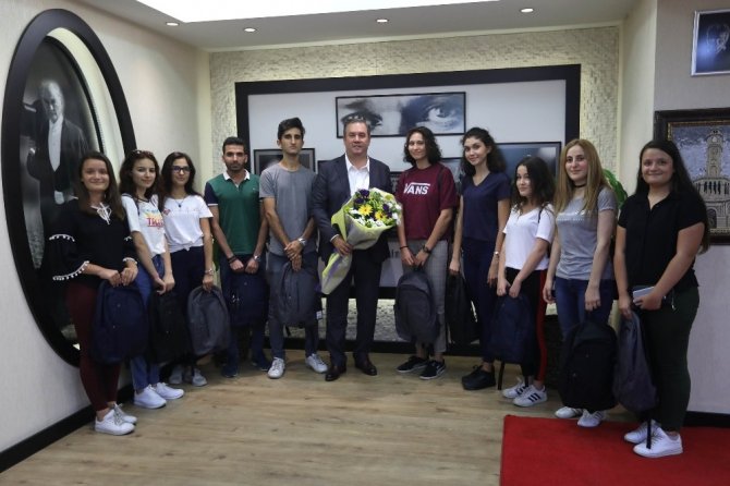 Bem Öğrencilerinden Başkan Piriştina’ya Teşekkür Ziyareti