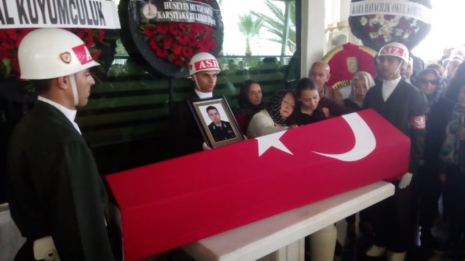 Kazada Hayatını Kaybeden Astsubay İzmir’de Toprağa Verildi