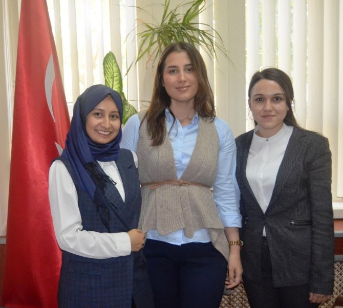 Selendi’nin Kadın Cumhuriyet Savcısı Ve Hakimleri Görevlerine Başladı