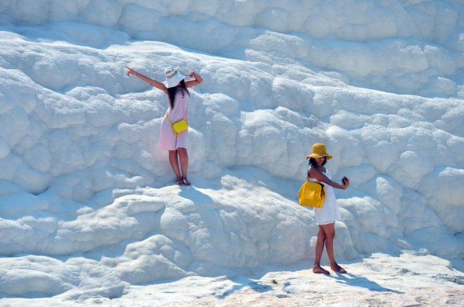 Pamukkale Yeni Yıla Hazır: Tüm Oteller Doldu