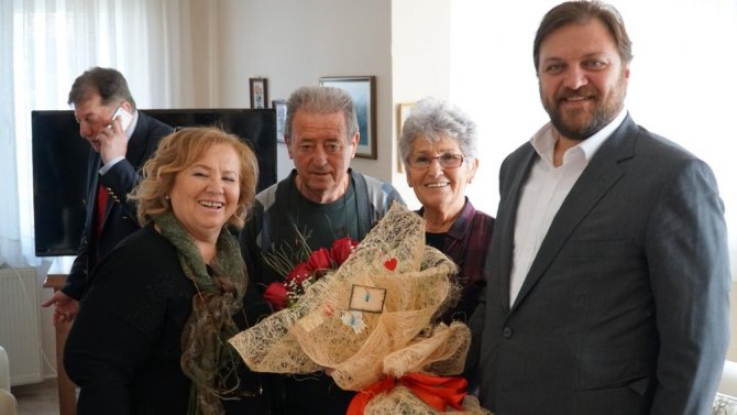 Ak Partili Yazıcı’dan 56 Yıllık Evli Çifte Ziyaret