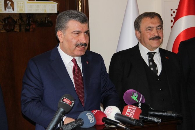 Sağlık Bakanı Koca “Müslüman Ve Türk Düşmanlığı Zemininde Doğan Bu Eylemleri Şiddetle Lanetliyorum”