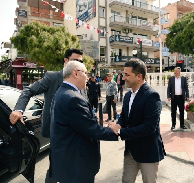 Vali Köşger, Kuşadası Belediye Başkanı Günel’i Ziyaret Etti