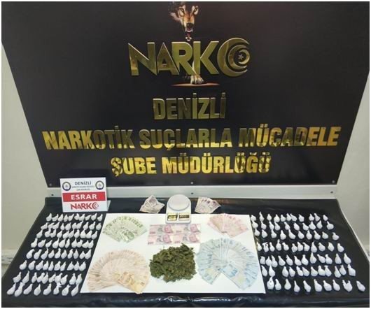 İranlı Şahsın Mide Ve Bağırsağındaki Uyuşturucu Ameliyatla Çıkarıldı