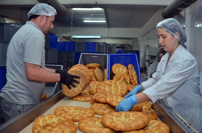 Kent Ekmek’te Ramazan Pidesine Bu Yıl Da Zam Yok