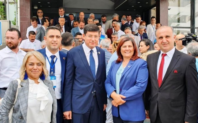 Başkan Özcan, Müjdeyi İzmir’den Verdi