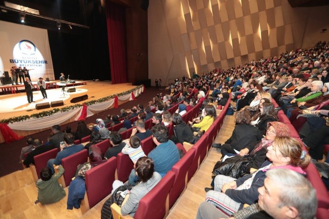 Nihat Zeybekci Kongre Ve Kültür Merkezi Onbinlerce Kişiyi Ağırladı