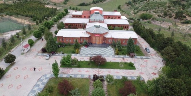 Müdür Gül’den Öğrencilere Çağrı: Dpü Domaniç Hayme Ana Myo’yu Tercih Edin