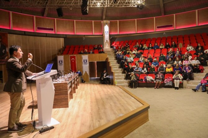 Bodrum’da Kadın Buluşmasına Yoğun Katılım