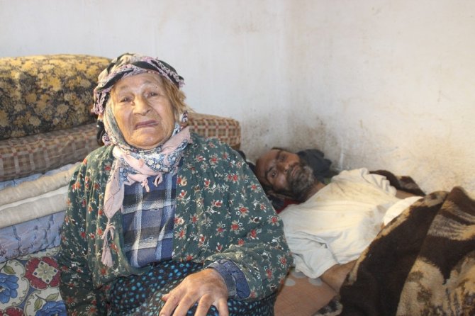 Yaşlı Çiftin Yardım Çığlığında Bulunduğu Oğullarına Devlet Sahip Çıktı