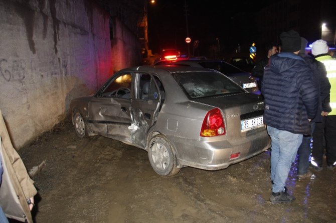 Emet’te Trafik Kazası: 3 Yaralı