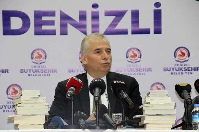 Denizli Büyükşehir Belediyesi İle 20 Yazar Tarafından Hazırlanan 26 Eseri Tanıttı