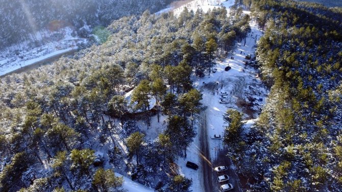 Aydın’ın Uludağ’ı Belenova Yaylası Kar Hasreti Çekenlerin Buluşma Noktası Oldu