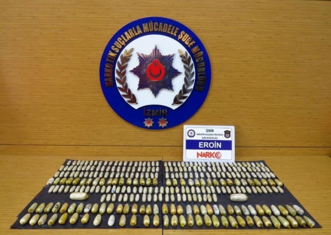 İranlı Yolcuların Midesinden Eroin Çıktı