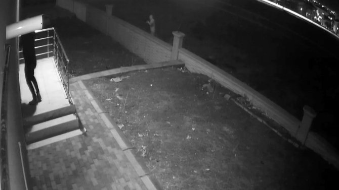 Kentin Ortasında Pompalı Tüfekle Dehşet Kamerada