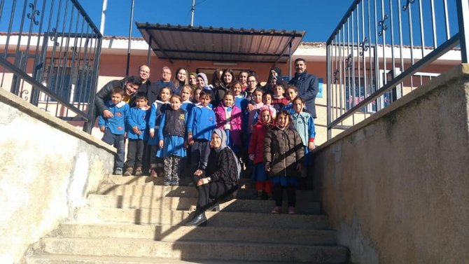 Yenipazar Çpal, Sevgi Götürüyor