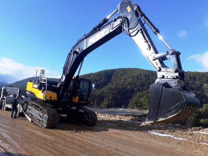 Kütahya Orman Bölge Müdürlüğü’nün Araç Filosu Güçleniyor