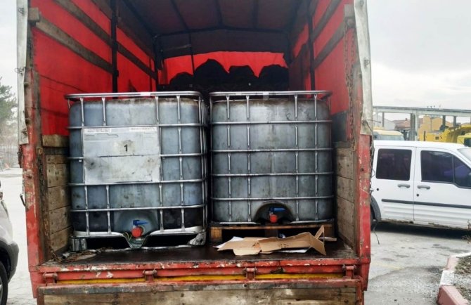 Kütahya’da 6 Bin Litre Kaçak Akaryakıt Ele Geçirildi