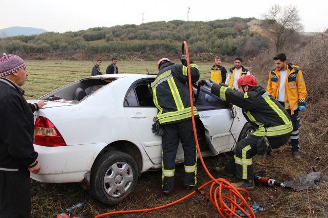 Tır İle Otomobilin Çarpıştığı Kazada Karı Koca Hayatını Kaybetti