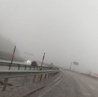 Ters Şeritte Kilometrelerde İlerledi, Tırın Altında Kalmaktan Son Anda Kurtuldu