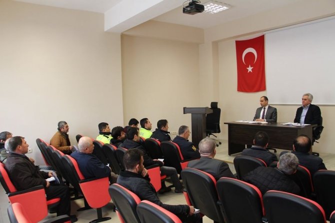 Dumlupınar’da ’Yol Ve Trafik Güvenliğinin Sağlanması’ Toplantısı