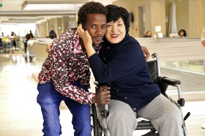 Ünlü Oyuncunun Ablasının İnanılmaz Değişimi