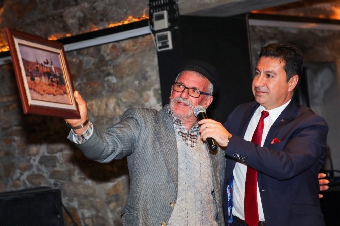 Başkan Aras Süngerciler İle Bir Araya Geldi