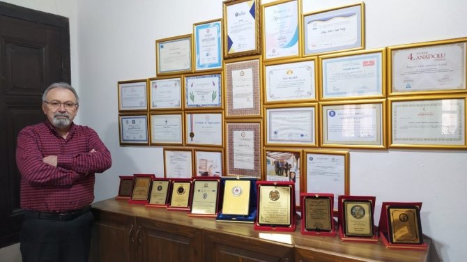 Kütahyalı Sanatçılar Atatürk’ün Doğduğu Evde Sergi Açacak