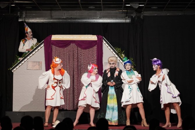 Mişti Seyirciyle Buluştu